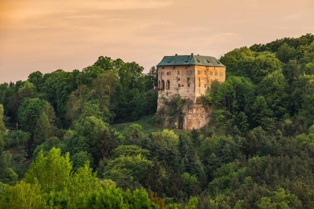 Kamenny Dum Bezdedice-Machuv Kraj Villa Luaran gambar